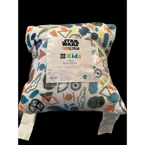 The Big One Kids Throw Pillows-2 Pack- Disney Star Wars MANDALORIAN - Picture 1 of 4